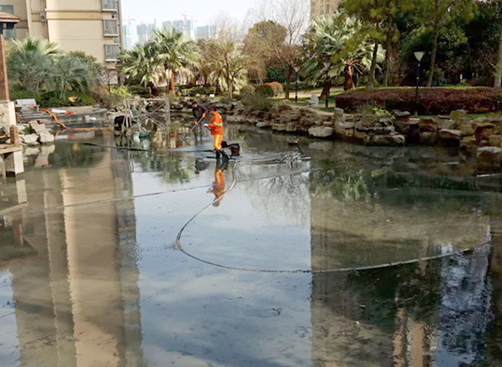 墨江景观池淤泥清理